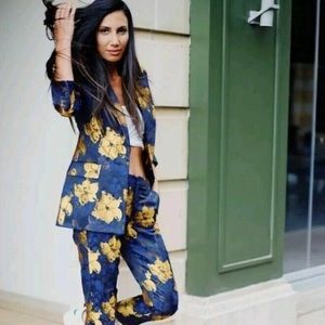 Zara blue & gold floral jacquard blazer